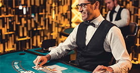 Ein Dealer im Live Casino.