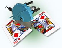 Bekommt man zwei gleiche Karten gedealt kann man diese splitten und zwei hände spielen