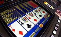 Video Poker im Online Spielothek.