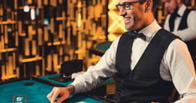 Ein Dealer im LV BET Casino.