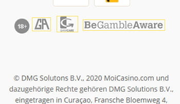 Der Footer-Bereich der MoiCasino Webseite mit Sym bolen der Regulierungsbehörde und Organisationen für Verantwortliches Spielen.