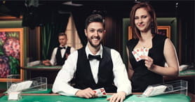 Rolling Slots Live Dealer