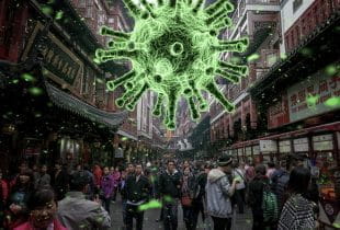 Virusgrafik über Menschenmengen in asiatischer Stadt.