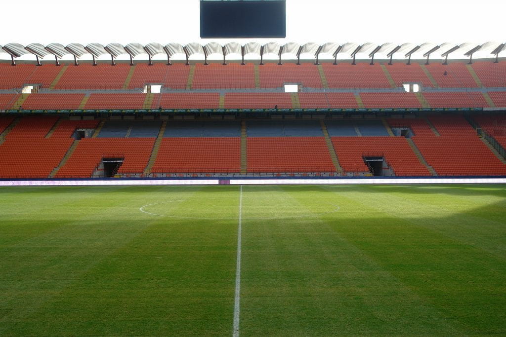 Das leere Stadion San Siro des AC Mailand.