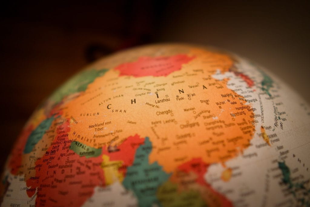 China auf einem Globus.
