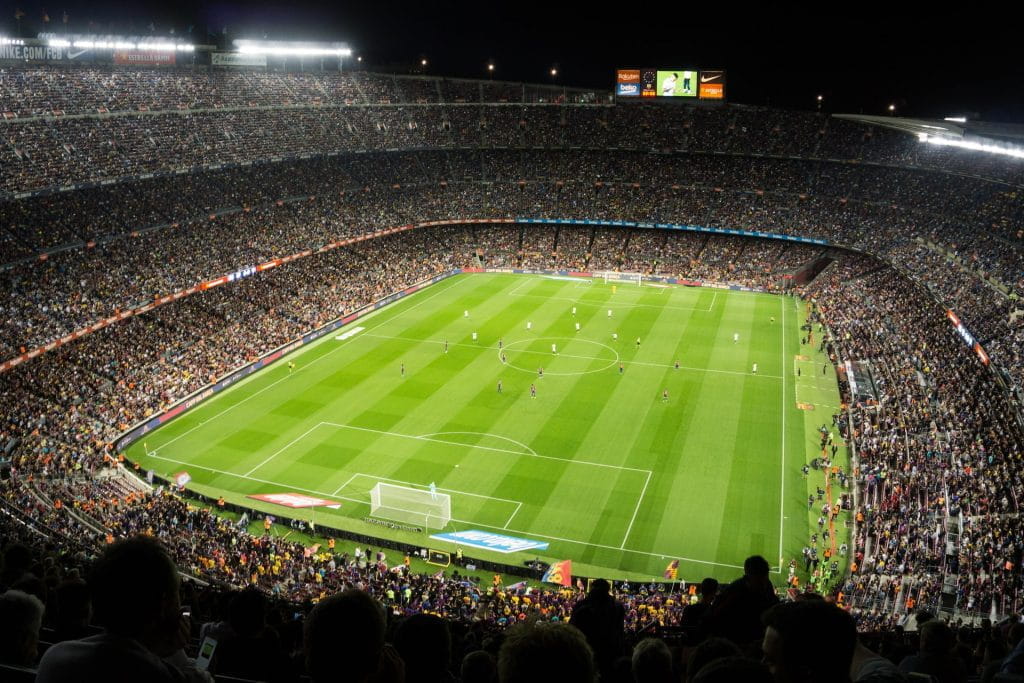 Camp Nou selama pertandingan malam FC Barcelona.